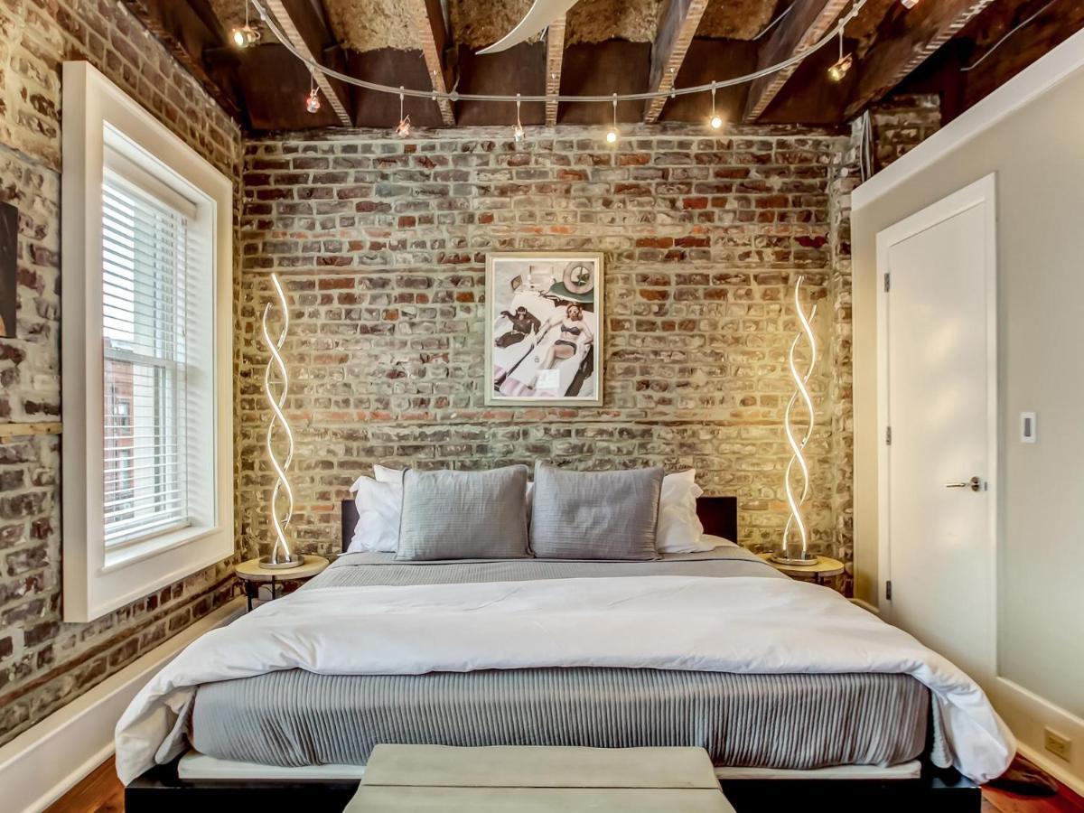 Broughton Corner Loft Apartment Savannah Bagian luar foto