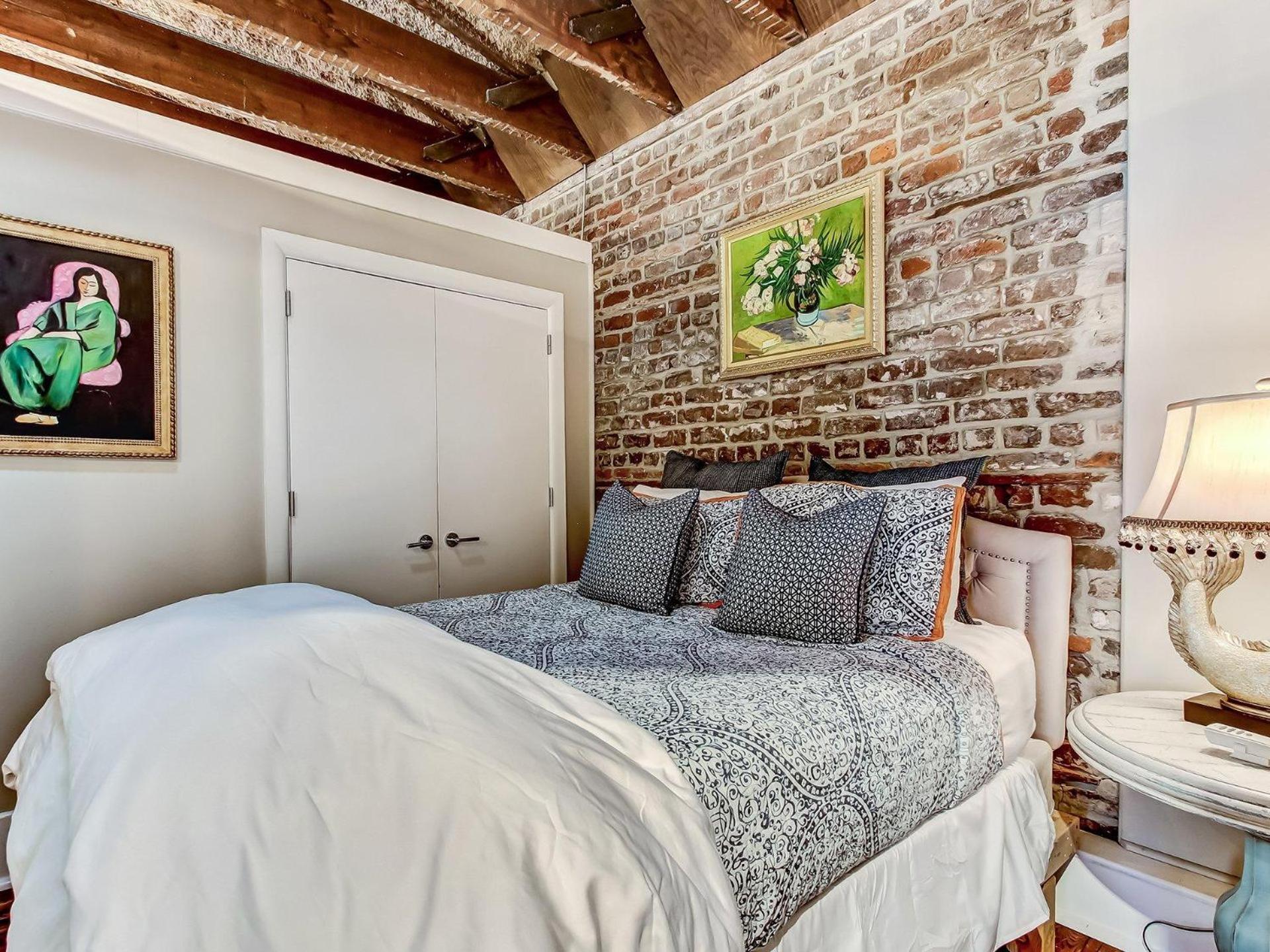 Broughton Corner Loft Apartment Savannah Bagian luar foto